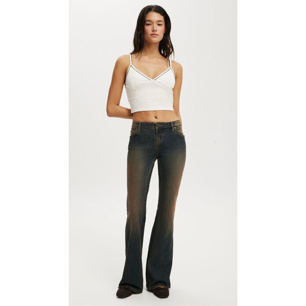 🌸 Cotton On Low Rise Blue Wash Bootcut Denim Size 26